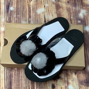 NWT UGG poppy black sandals